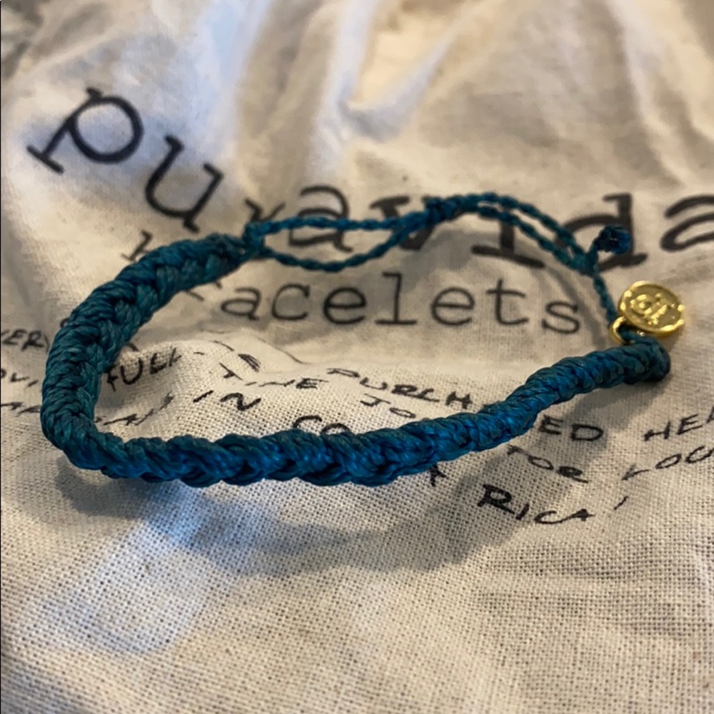 Pura Vida blue braided bracelet